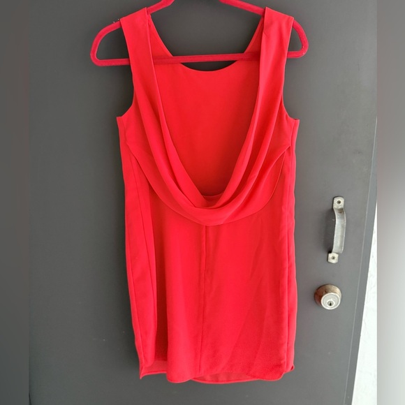 BCBGMaxAzria Ellie Bold Coral/Red Backless Dress Size 6 - Picture 6 of 14